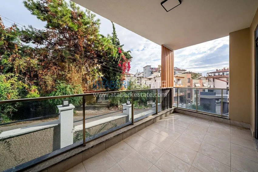 Purchase Three-room apartment in the center of Alanya - new property in a comfort-class residence 9