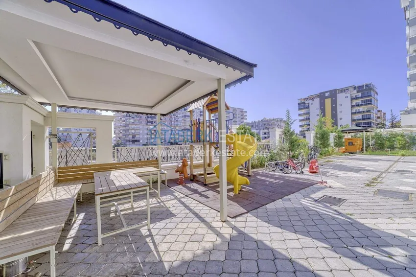 Penthouse duplex 4+1 in Mahmutlar - furniture, prestigious complex, 350 meters from the sea 11
