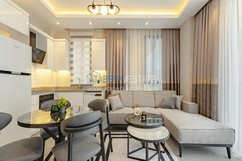 Purchase New 1+1 apartment in the center of Alanya, Cleopatra beach area - high ceilings, new furniture and appliances 4 