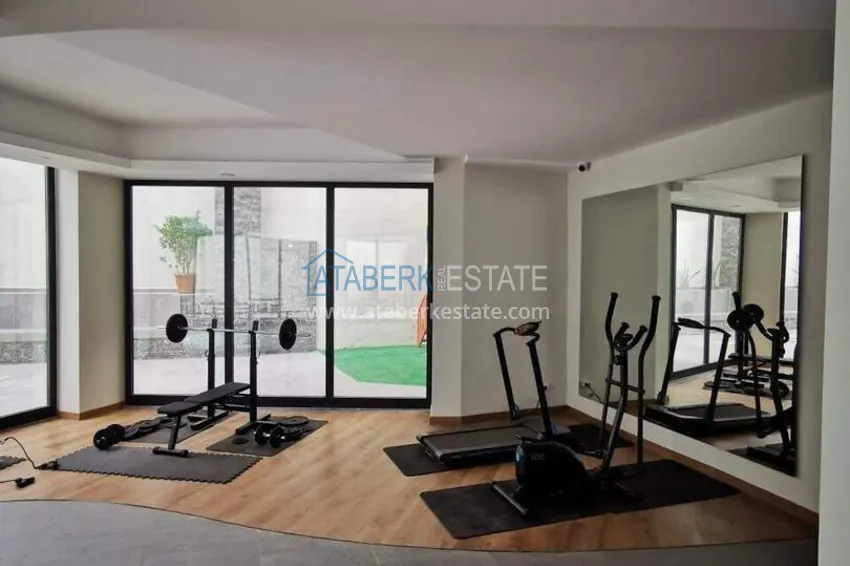 Apartment and penthouse in Tosmur - single price for two properties, 300 m from the sea 13 