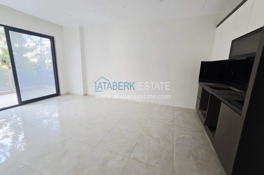 Purchase Two 1+1 apartments in the center of Alanya, Cleopatra beach area - fine finish, modern complex 3