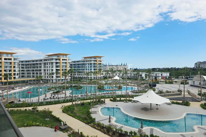 Purchase Spacious 1+1 apartment in Turkler — 80 m2 furnished by the owner, premium resort 17
