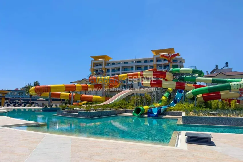 Spacious 1+1 apartment in Turkler — 80 m2 furnished by the owner, premium resort 27