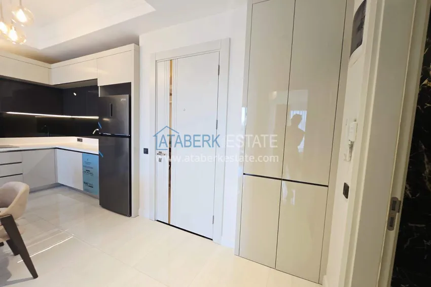 Purchase Spacious 1+1 apartment in Turkler — 80 m2 furnished by the owner, premium resort 3