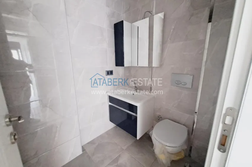 Purchase 2+1 apartment in Avsallar — new furniture, separate kitchen, glazed balcony 15