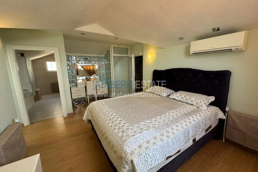 Purchase Duplex with a panoramic terrace in the center of Alanya, Cleopatra beach area — property for a residence permit 25 