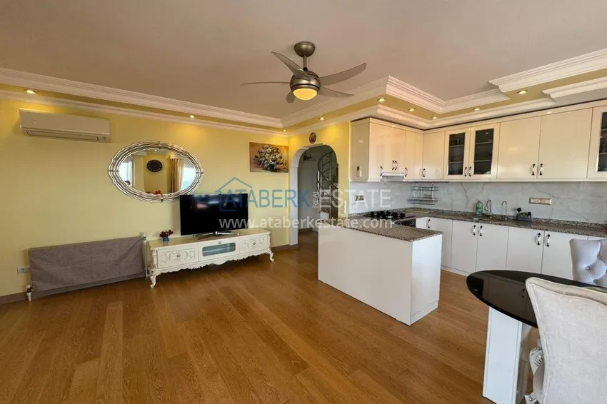 Purchase Duplex with a panoramic terrace in the center of Alanya, Cleopatra beach area — property for a residence permit 2 