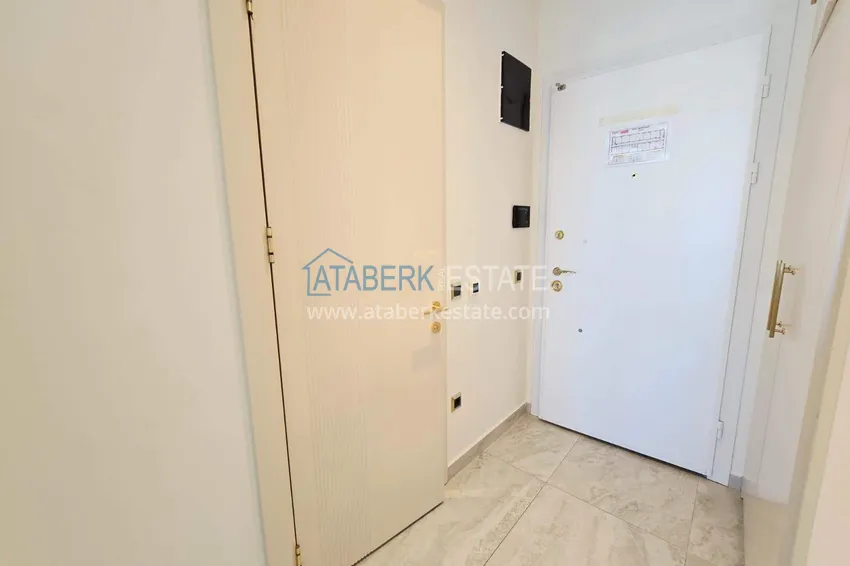 Purchase Stylish 1+1 apartment in the center of Alanya, Keykubat beach area — 150 meters 1