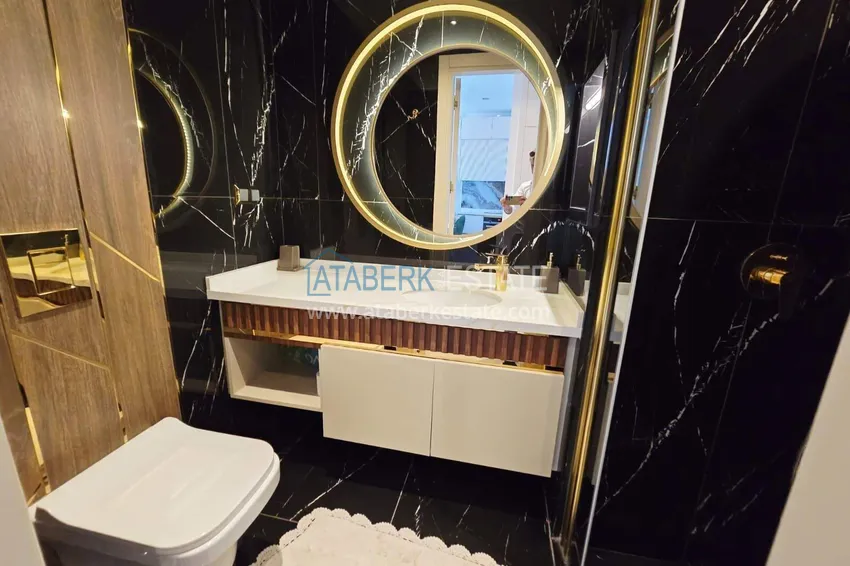 Purchase Stylish 1+1 apartment in the center of Alanya, Keykubat beach area — 150 meters 11