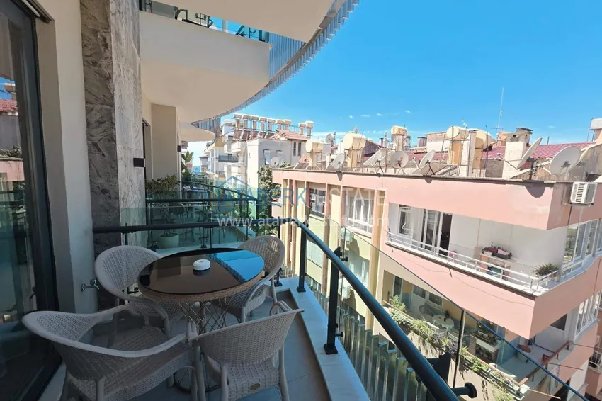 Purchase Stylish 1+1 apartment in the center of Alanya, Keykubat beach area — 150 meters 14