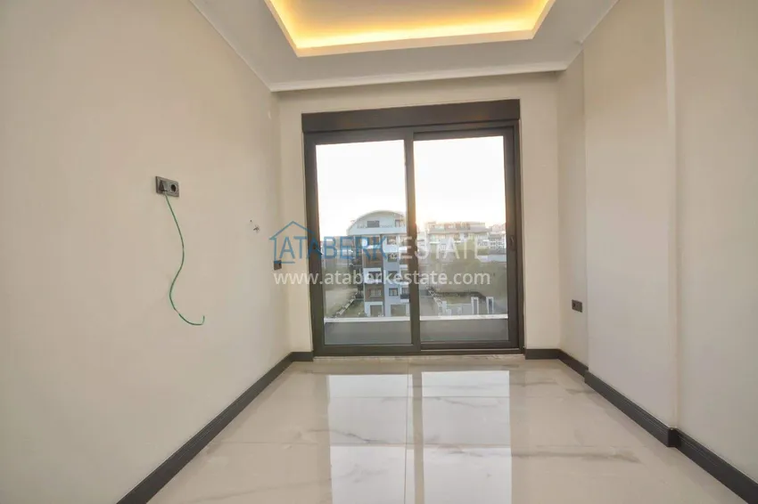 Purchase Real estate in Alanya, 1+1 apartment in Oba 6