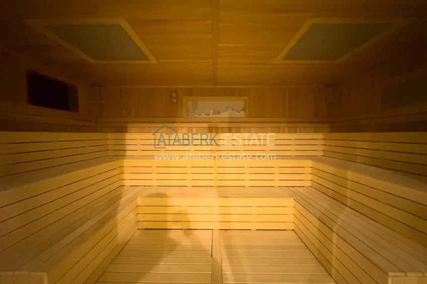 Real estate in Alanya from owner - 2+1 apartment with designer renovation in Turkler 74