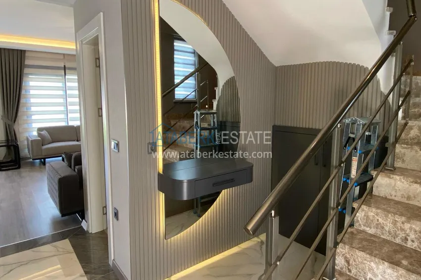 Purchase 3+1 villa in Kargicak - designer renovation, private area 2
