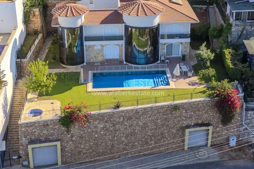 Private 5+2 villa in the center of Alanya, Bektash district — furnished and with panoramic views 3