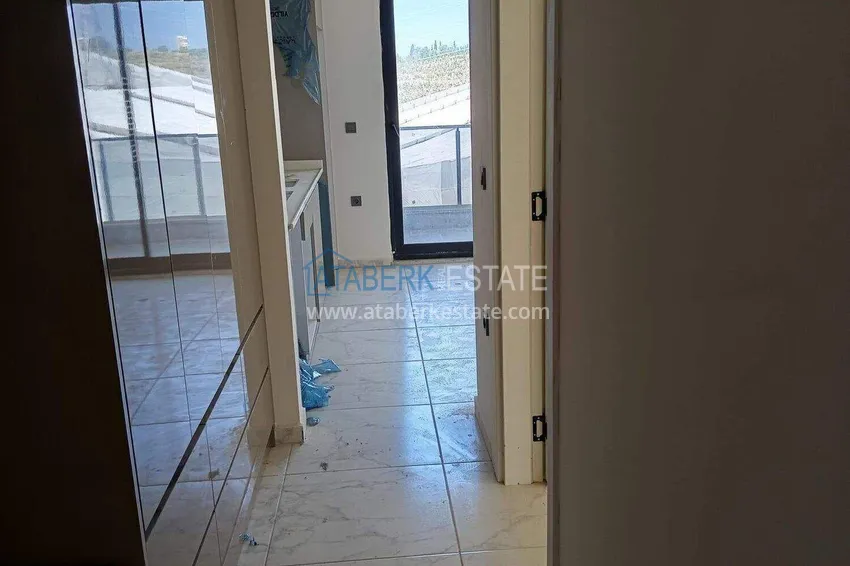 Purchase Real estate in Alanya with sea view - 1+1 apartment in Mahmutlar 1