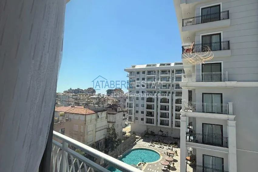 Purchase Real estate in the center of Alanya - 1+1 apartment with a view of the fortress and the sea near Cleopatra beach 12