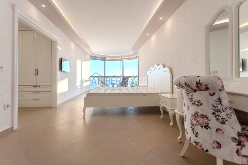 Purchase Private 5+2 villa in the center of Alanya, Bektash district — furnished and with panoramic views 8