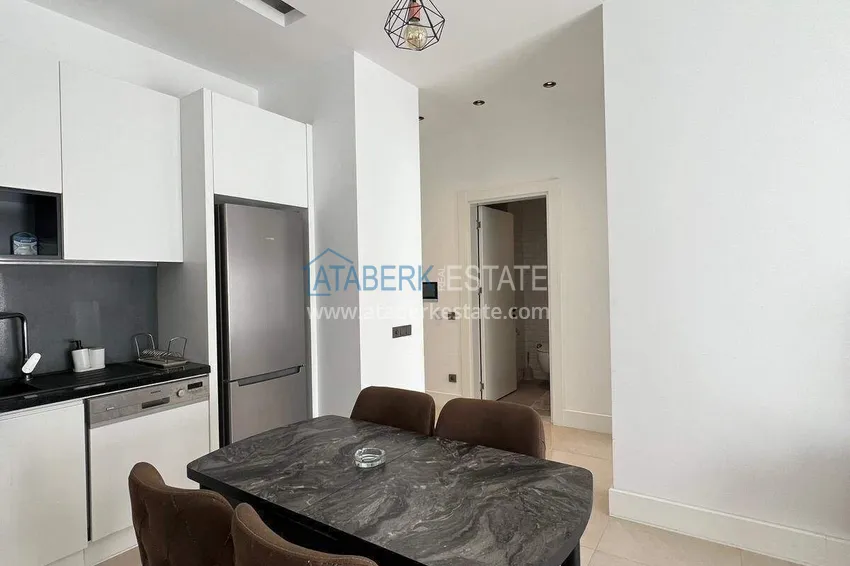 Purchase Real estate in the center of Alanya - 1+1 apartment in a luxury residence, Cleopatra beach area 2