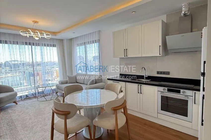 Purchase Real estate in the center of Alanya - 1+1 apartment with a view of the fortress and the sea near Cleopatra beach 5
