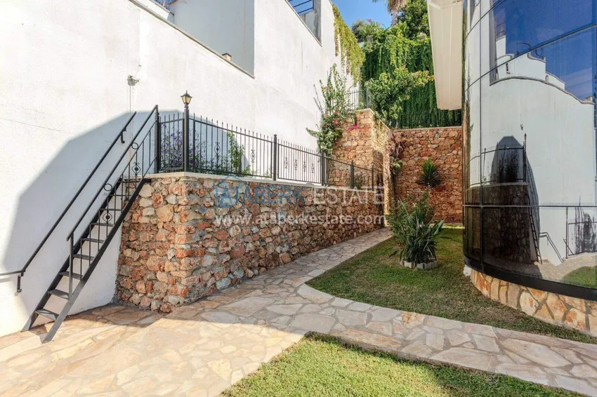 Private 5+2 villa in the center of Alanya, Bektash district — furnished and with panoramic views 5