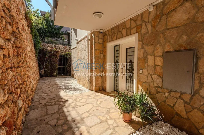 Private 5+2 villa in the center of Alanya, Bektash district — furnished and with panoramic views 6