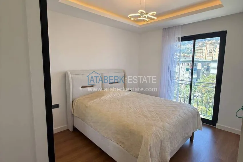 Purchase Real estate in the center of Alanya - 1+1 apartment with a view of the fortress and the sea near Cleopatra beach 8