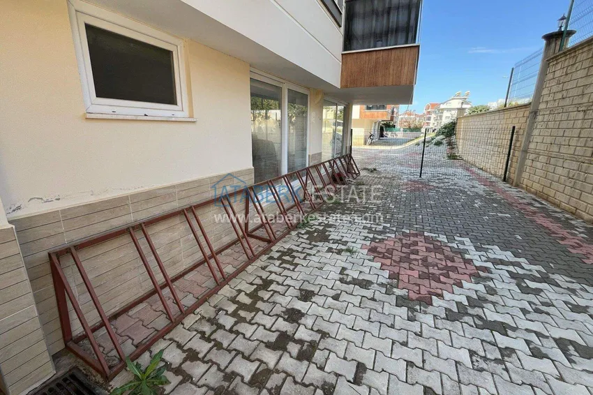 2+1 apartment in Alanya for residence permit and citizenship - furniture, glazed balcony, Oba district 7