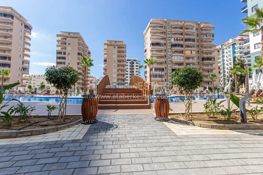 1+1 apartment in Alanya, Mahmutlar district — furniture, mountain view 15