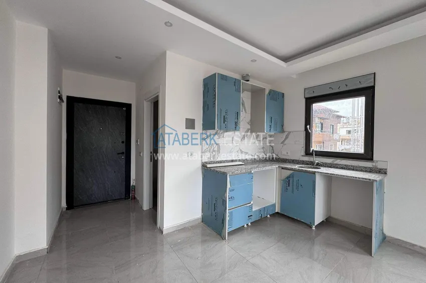 Purchase Apartment in the center of Alanya for residence permit and citizenship - 1+1 100 meters from Keykubat Beach 2