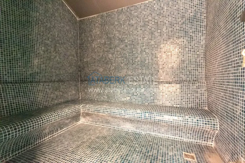1+1 apartment in Alanya, Mahmutlar district — furniture, mountain view 61