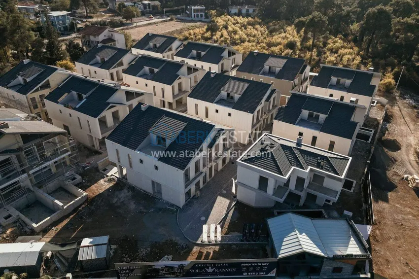 A new project in Antalya is a luxury cottage complex in the picturesque Dosemealti area. Citizenship property 3