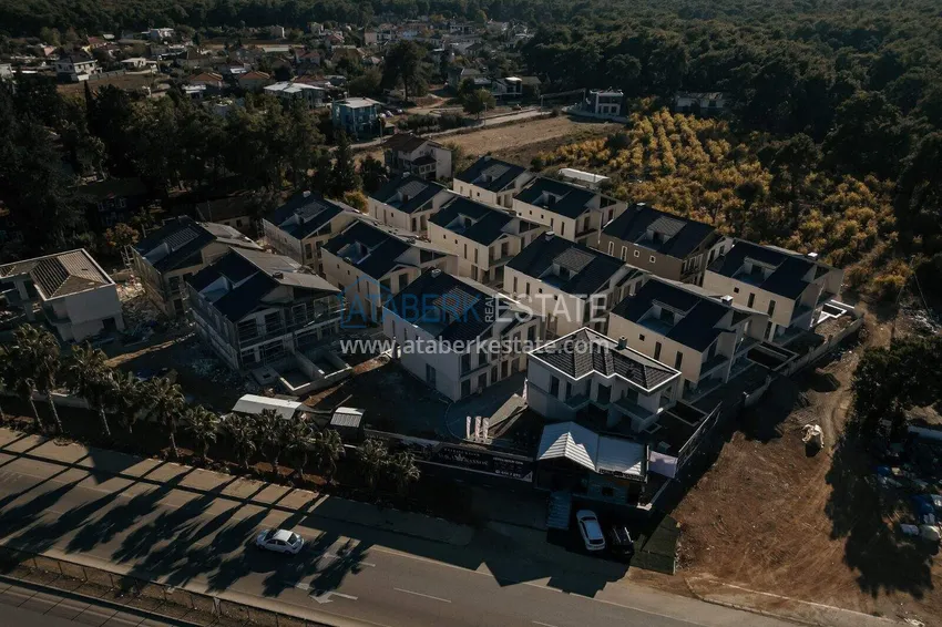 A new project in Antalya is a luxury cottage complex in the picturesque Dosemealti area. Citizenship property 6