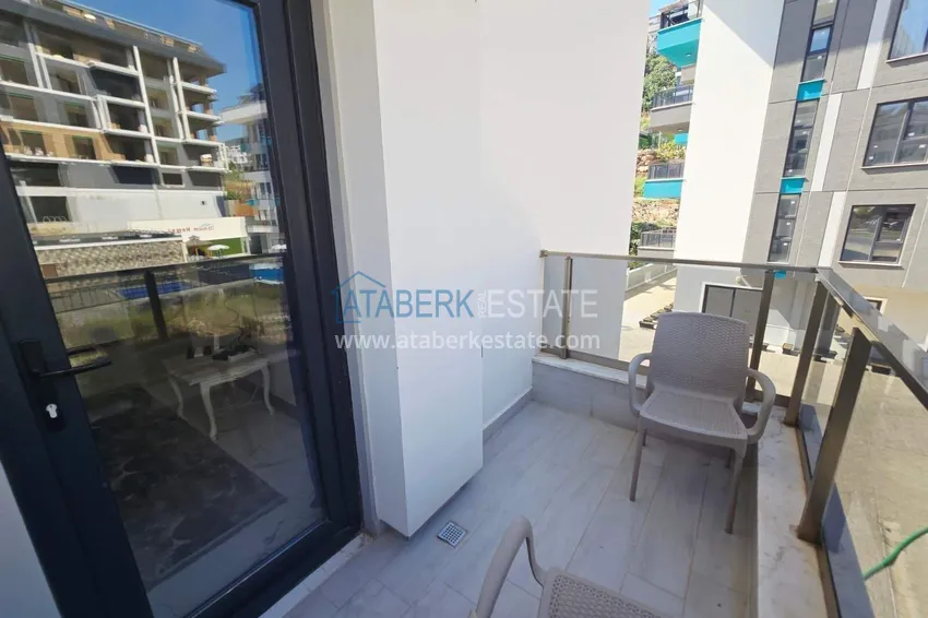 Purchase 1+1 apartment in the center of Alanya — furnished by the owner, Cleopatra beach area 12