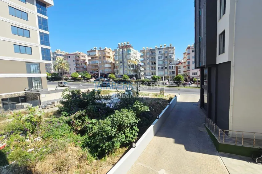 Purchase 1+1 apartment in the center of Alanya — furnished by the owner, Cleopatra beach area 14