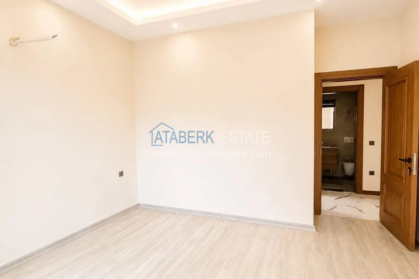 Purchase Apartment for a residence permit in the center of Alanya - 2+1 terrace duplex in a comfort-class complex 8