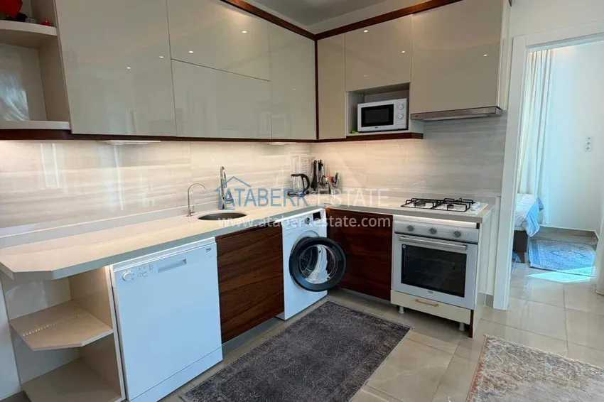 Purchase 2+1 apartment in Mahmutlar - furnished and with a glazed balcony 4