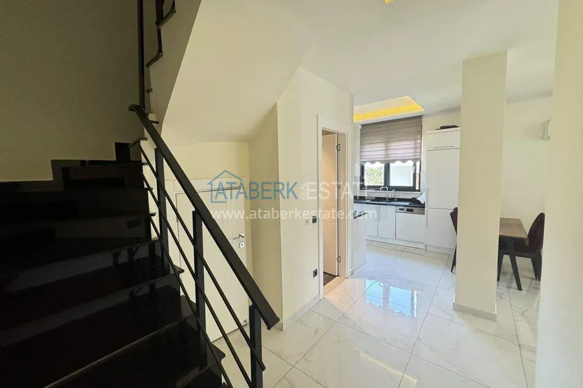 Purchase Penthouse in the center of Alanya - 2+1 furnished, Cleopatra beach area 1 