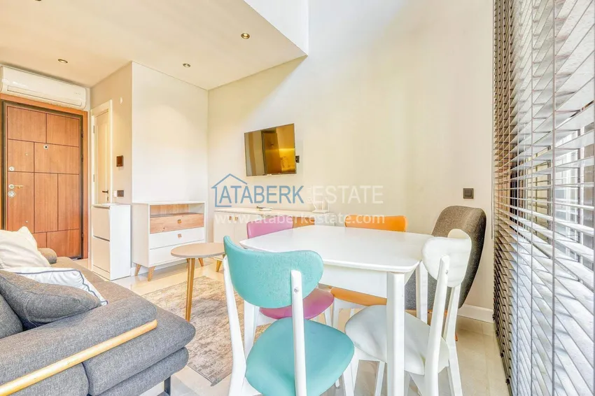 Purchase Loft 1+1 apartment in the center of Alanya - stylish interior, 250 meters from Cleopatra beach 11