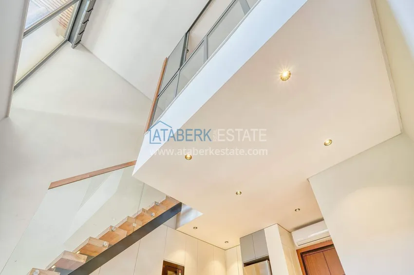 Purchase Loft 1+1 apartment in the center of Alanya - stylish interior, 250 meters from Cleopatra beach 16
