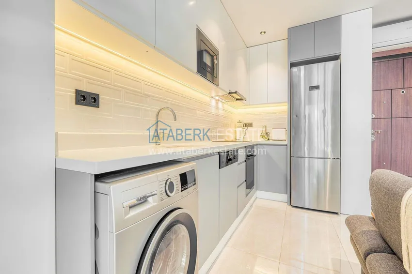 Purchase Loft 1+1 apartment in the center of Alanya - stylish interior, 250 meters from Cleopatra beach 9