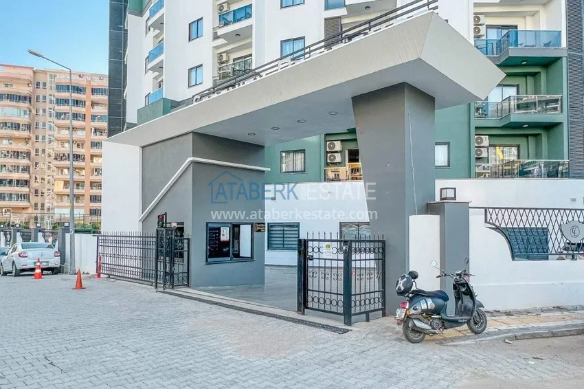 Apartment in Alanya — hotel-format complex, 550 meters from the sea, Mahmutlar district 11 