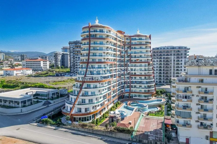 3+1 apartment for a residence permit in Alanya, Mahmutlar district — single-level with furniture, panoramic views of the sea and mountains, from the owner 1
