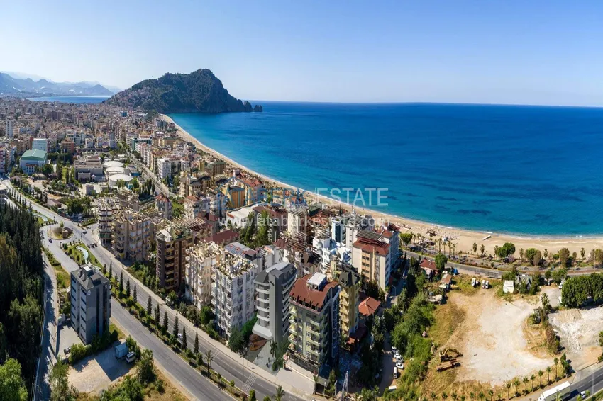 1+1 apartment in the center of Alanya — furniture, mountain view, 250 meters from Cleopatra beach 2