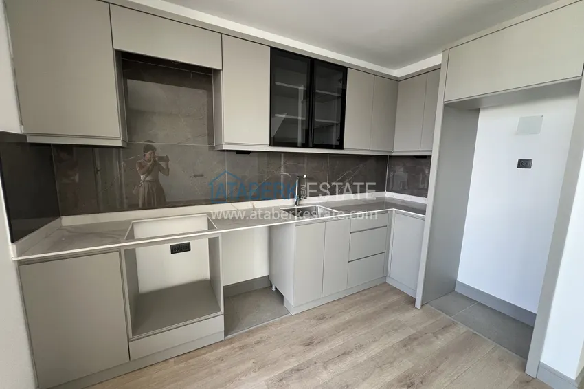 Purchase 2+1 penthouse duplex on the beachfront in Alanya, Kestel district 3 