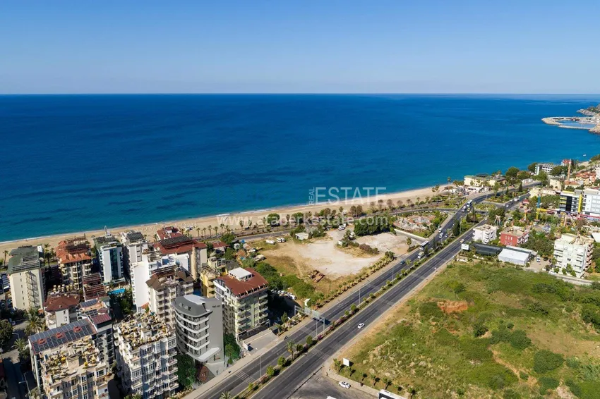 1+1 apartment in the center of Alanya — furniture, mountain view, 250 meters from Cleopatra beach 3