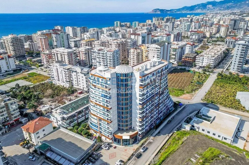 3+1 apartment for a residence permit in Alanya, Mahmutlar district — single-level with furniture, panoramic views of the sea and mountains, from the owner 3