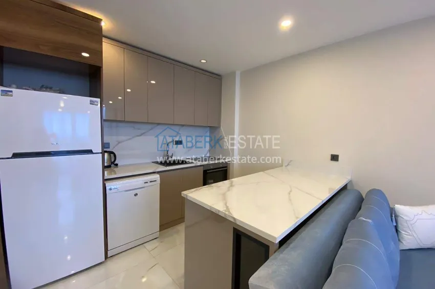 Purchase 1+1 apartment in the center of Alanya - Cleopatra beach area, furnished 3