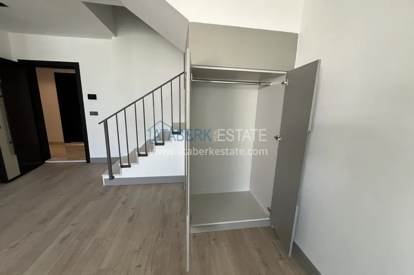 Purchase 2+1 penthouse duplex on the beachfront in Alanya, Kestel district 4 