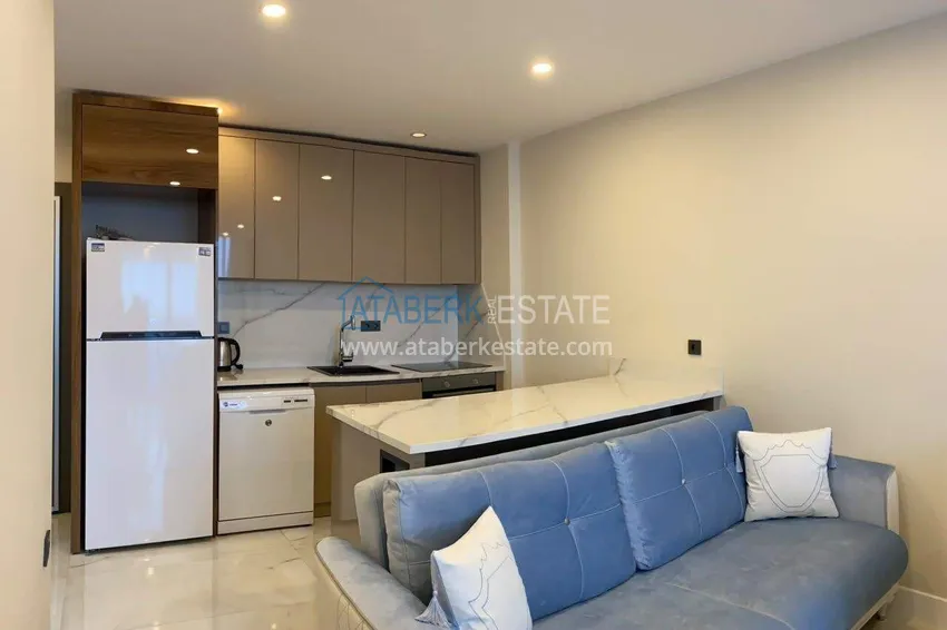 Purchase 1+1 apartment in the center of Alanya - Cleopatra beach area, furnished 4