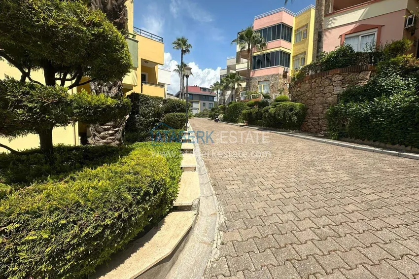 Triplex villa in Alanya, Kestel district 200 meters from the sea — furnished, for a residence permit 4